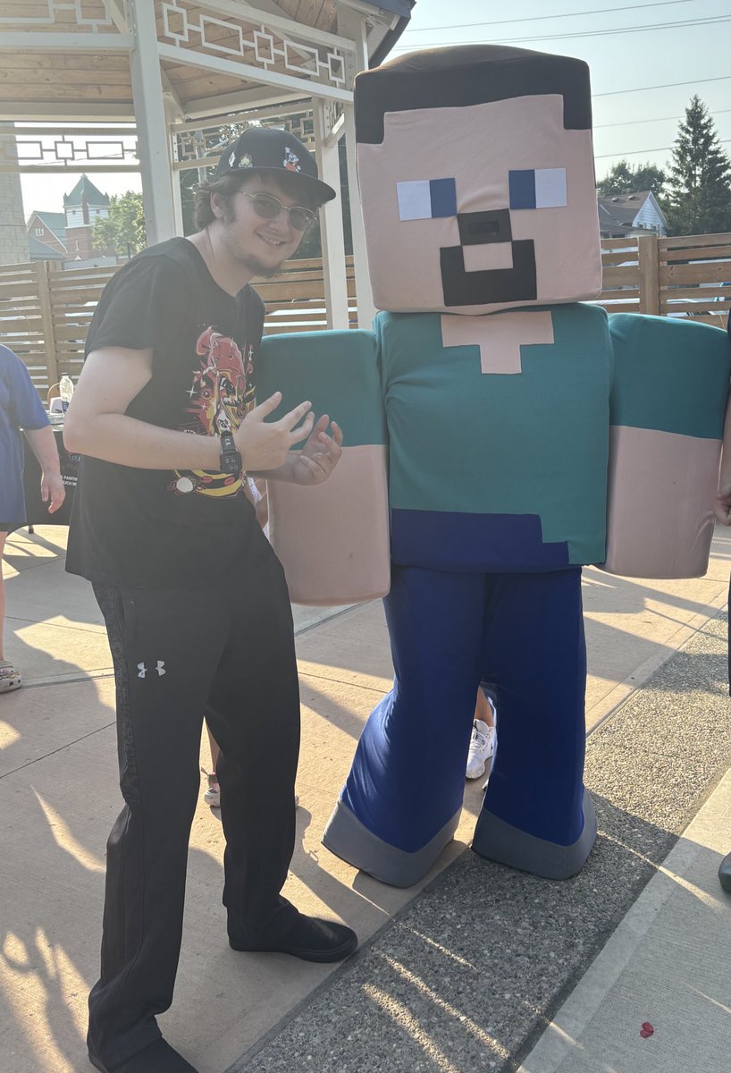 ItsMegaChan's tweet image. Met THE Jack Black today.