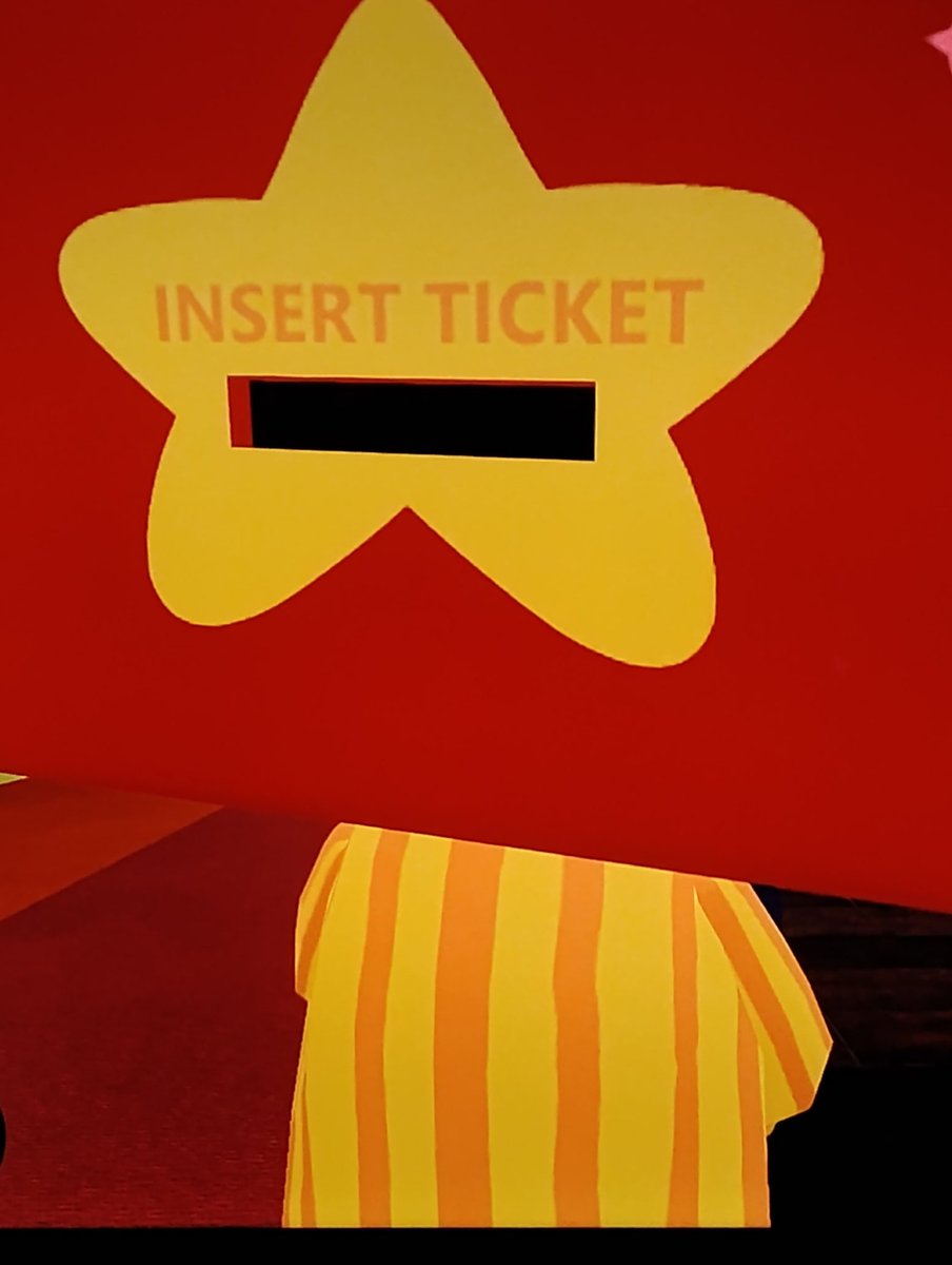 LinJR_1's tweet image. Shelly slides a ticket in and out of this by the way #shellvision