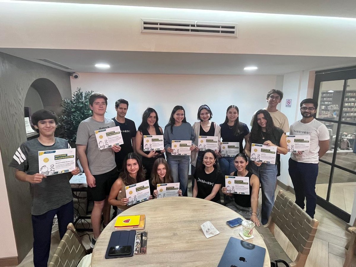 ¡Gracias a todos los que se sumaron al primer #FinanceBootcamp! 💚⁠
⁠
Durante 4 días, los alumnos aprendieron cómo alcanzar sus metas, los tipos de inversiones y mucho más. ⁠

¿Te gustaría ser parte de la 2da edición? Comenta y te enviamos DM  👀