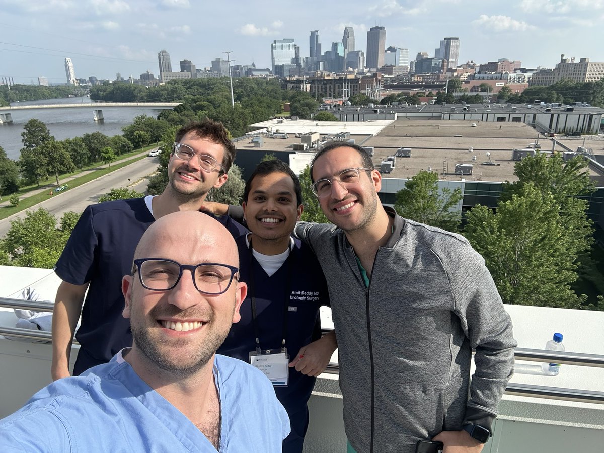 ari_bernstein's tweet image. Gangs back together at the @SMSNA_ORG Fellows Bootcamp