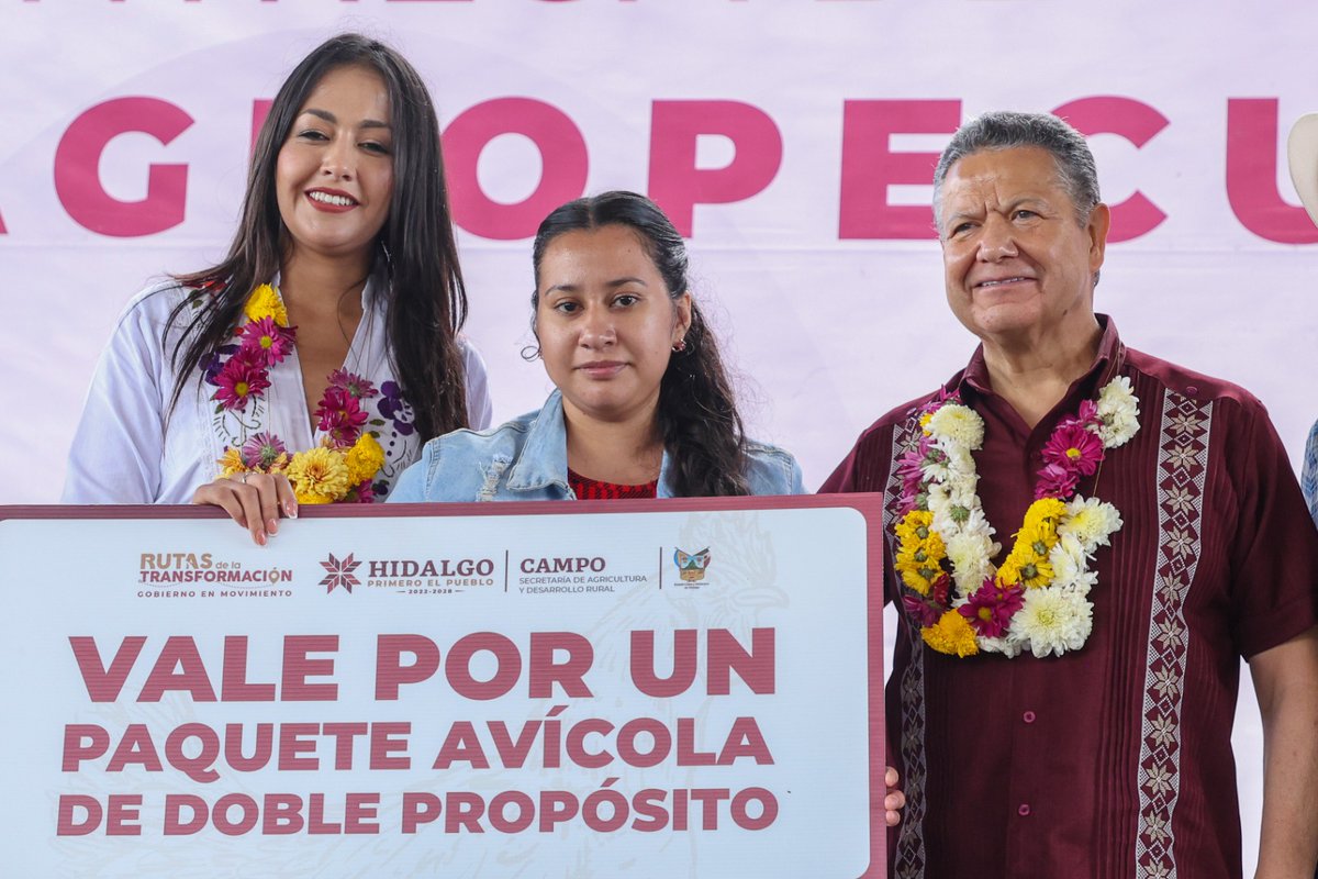 El gobernador <a href="/juliomenchaca_/">Julio Menchaca</a> está a punto de terminar la 3.ª vuelta al estado. Con su regreso a #Tlahuiltepa demuestra que los municipios más alejados de #Hidalgo ya no están en el olvido. En su visita, entregó apoyos para el campo y el Programa Productivo para la Mujer Rural.