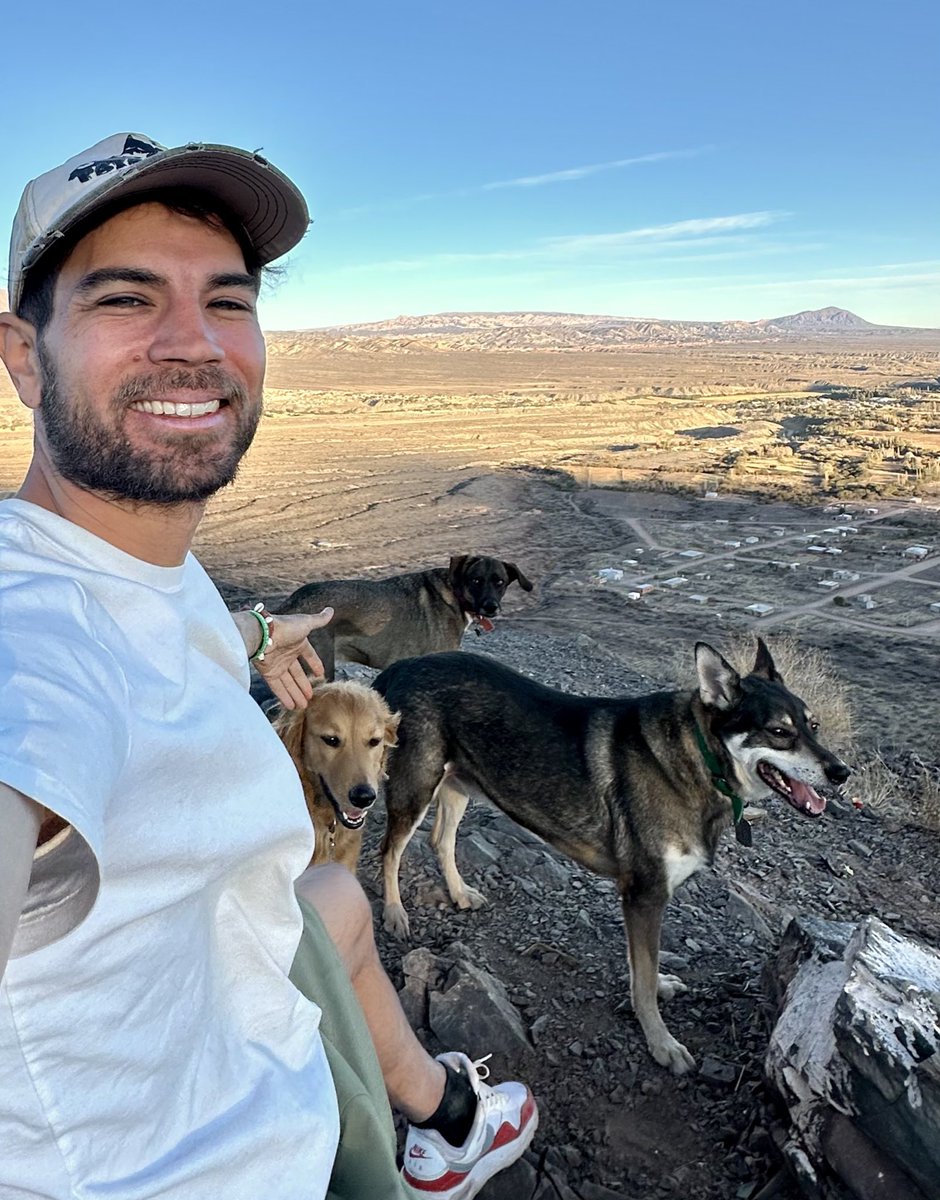 gui10road's tweet image. Trekking al Cerro de la Cruz con mi equipo que amo con todo mi corazón
📍Cachi, Salta