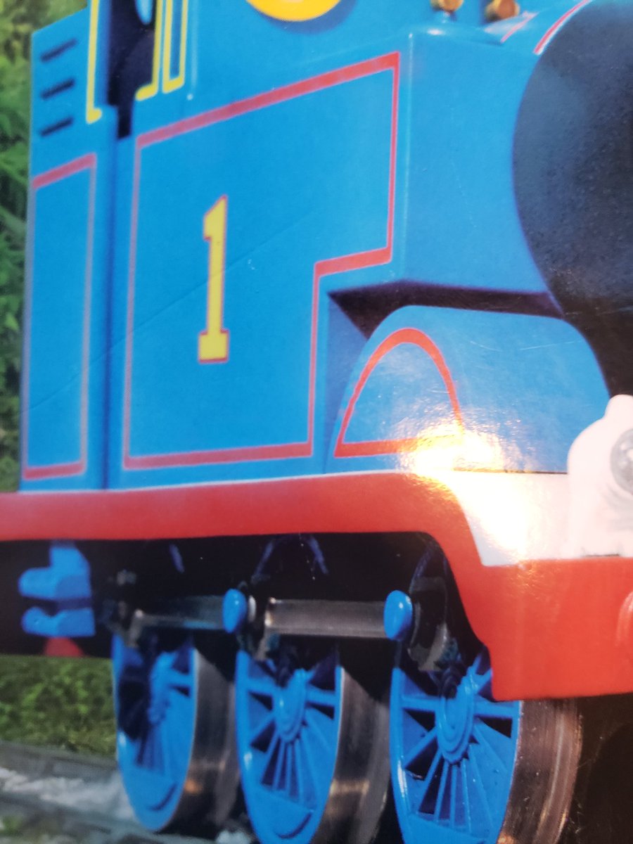 BriarHenry2's tweet image. Has anyone noticed that Thomas&apos; siderods are upside down in the hit era?