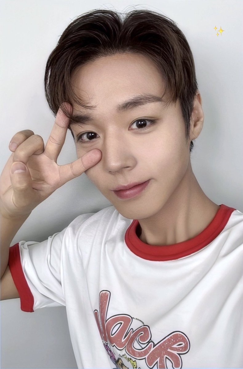 noirwink's tweet image. 갑자기 박지훈 지금 최소 이 머리길이인거 너무 벅참