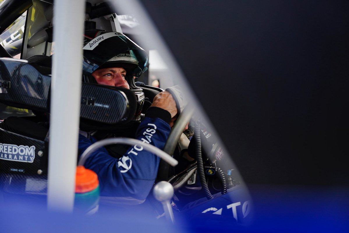 SpencerBoyd's tweet image. 📦 🛻 p25 in Practice but Qualifying was canceled. We roll off 30th time to get to work 🤜🤛 #76 @myautostores Chevy 📦 🛻
@FreedomRacing76
