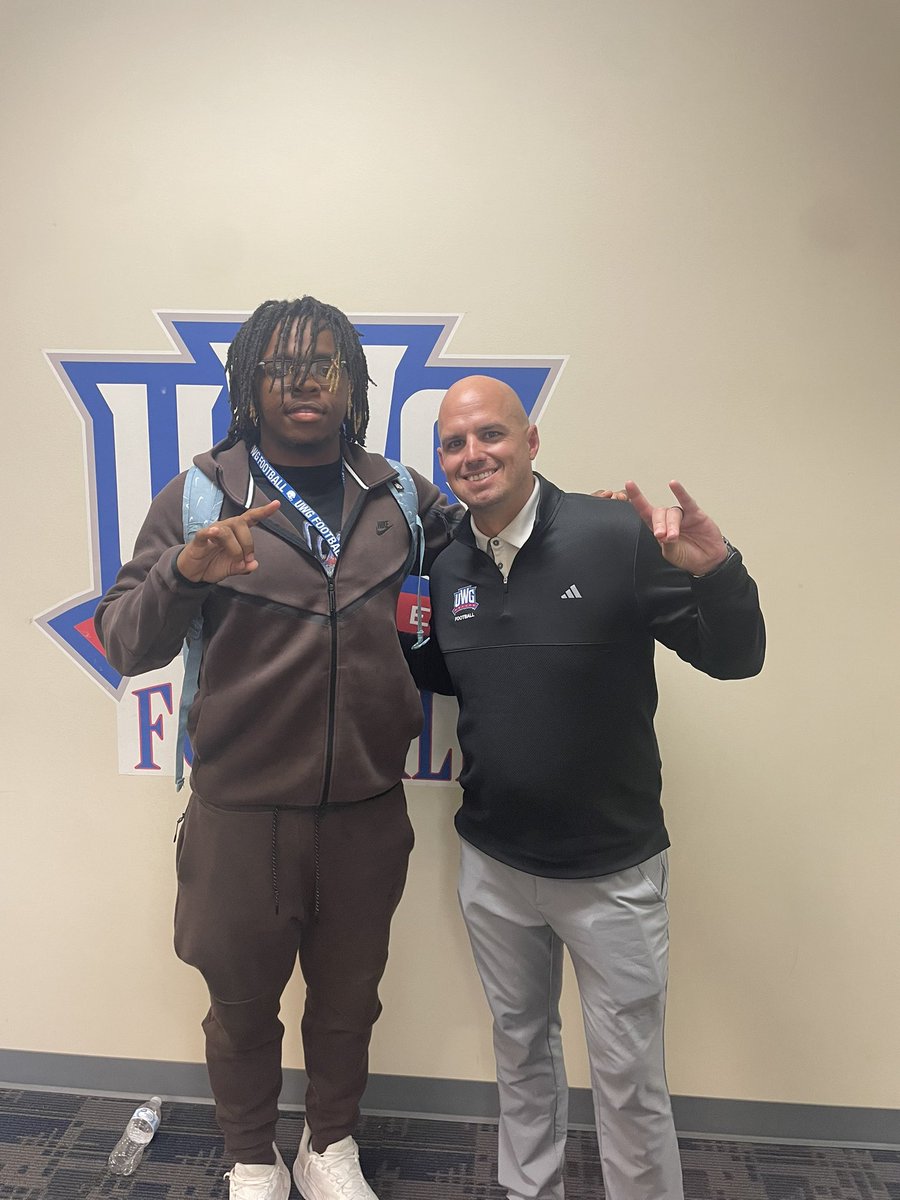 zaccheus40's tweet image. Had a amazing visit at UWG GO WOLVES‼️@CoachSEllis @CoachCarswell @CoachTuftsJr @CraigHaubert @Zack_Poff_MP @adamgorney @RivalsFriedman @ChadSimmons_ @SWiltfong24 @TheUCReport @TomLuginbill
@Andrew_Ivins @BrandonHuffman