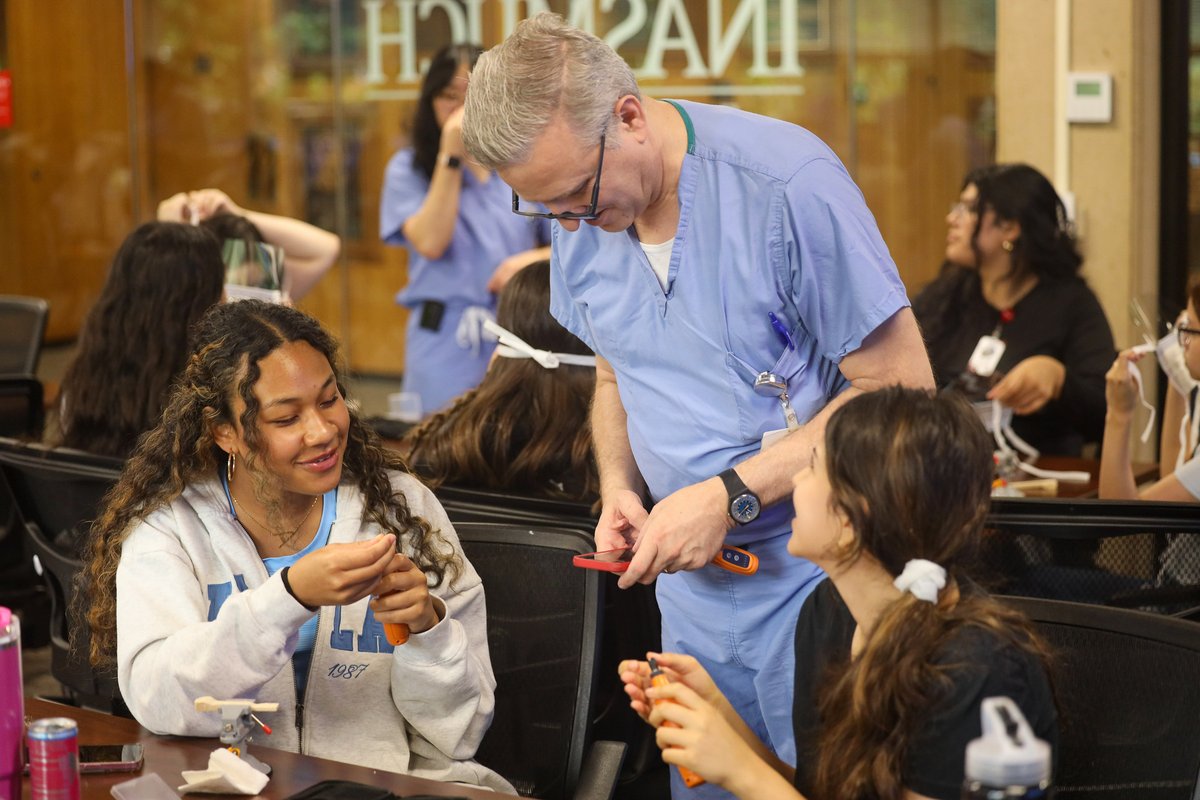 OUCollegeofMed's tweet image. We got SPARK'd ⚡ ✨ 🔥 Earlier this month, OKC-area youth gathered on The University of Oklahoma HSC campus for SPARK — a free, week-long workshop for high school students that exposed them to the field of medicine through hands-on activities and discussions with COM faculty.