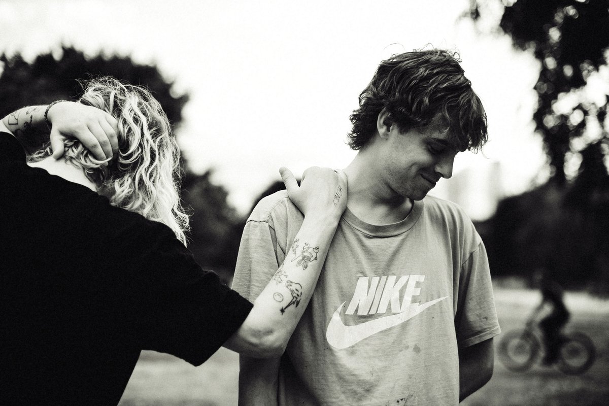 readdork's tweet image. Royel Otis have released their new single 'say something'
readdork.com/news/royel-oti…