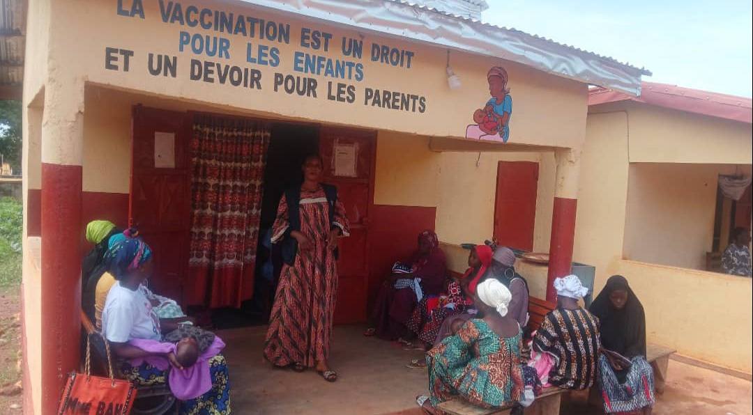 Sevguinee's tweet image. Centre de santé Heremakonon (Mandiana) : tenue d'une sensibilisation sur la prévention du paludisme avec sous financement @EF_LINITIATIVE