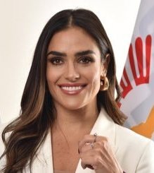 MartnezGuzmn1's tweet image. No la puedo @ 
Ya que me bloqueó.
Alessandra rojo 

Con Filtro /   Sin Filtro