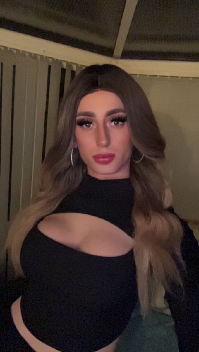 Tasha_2000xx's tweet photo. My ex girlfriend told everyone about my little secret sissy life 5 years later I feminise myself everyday,locked in chastity and serving alpha men😈 https://t.co/RgDSyJfiQB