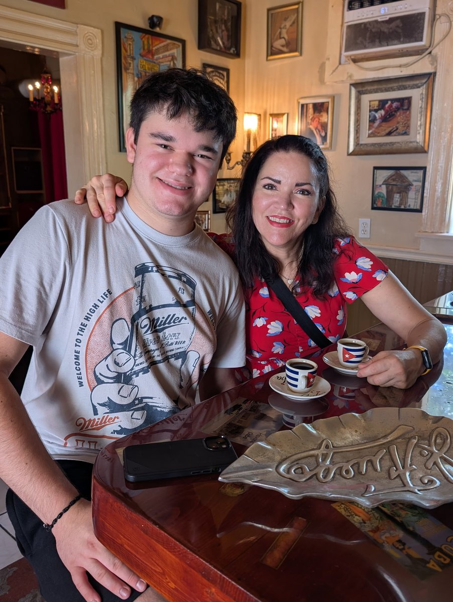 Lillian_Guerra's tweet image. Nothing like being #Cuban in #StAugustine &amp;amp; smoking a #Padrón cigar Anniversary Series #1964 the year my parents left #Cuba to be part of. #NewCuba we live everyday