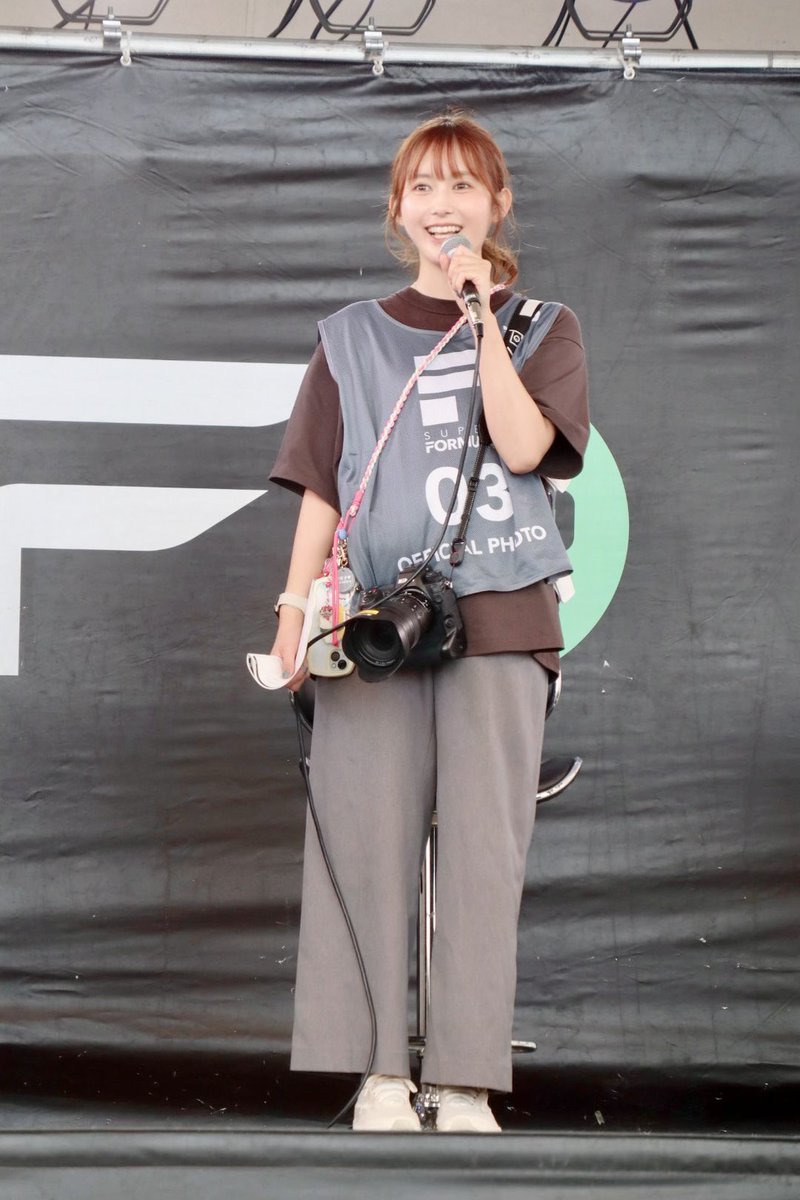 taaachi719's tweet image. 7/19(土) SUPER FORMULA Rd.6🏁
/富士スピードウェイ🏎️🗻
『フォトサポ』📸
〜カメラ女子が学ぶ講座〜
🔸#後藤佑紀(@kino_chan0219)さん
ピットウォークを途中で抜けて、何とか間に合いました😌
#フォトサポ #sformula