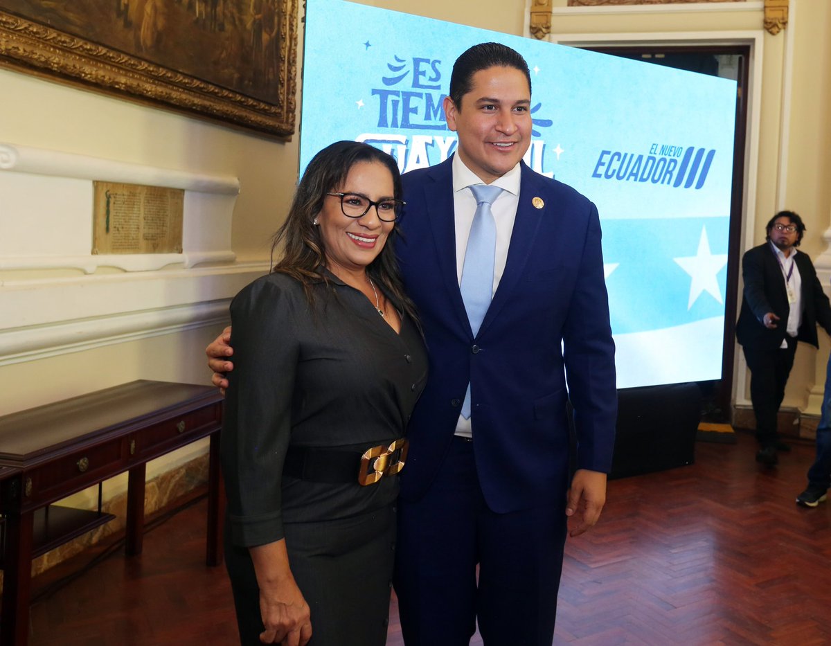 Riesgos Ecuador (@riesgos_ec) on Twitter photo ¡Guayaquil sigue escribiendo su historia, 490 años de grandeza y espíritu indomable!
Junto al presidente <a href="/DanielNoboaOk/">Daniel Noboa Azin</a> honramos a la Perla del Pacífico, una ciudad que ha sabido convertir cada desafío en una oportunidad para renacer.
Hoy destacamos la fuerza de su gente, la ¡Guayaquil sigue escribiendo su historia, 490 años de grandeza y espíritu indomable!
Junto al presidente <a href="/DanielNoboaOk/">Daniel Noboa Azin</a> honramos a la Perla del Pacífico, una ciudad que ha sabido convertir cada desafío en una oportunidad para renacer.
Hoy destacamos la fuerza de su gente, la