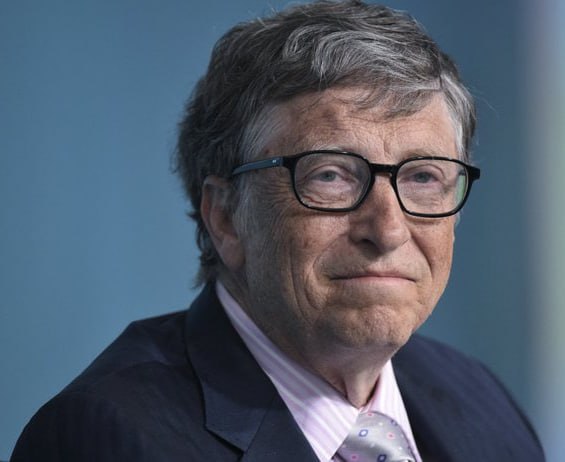 🚨We value your input:

Should Bill Gates be stopped from vaccinating livestock around the world?

A.   YES
B.    NO