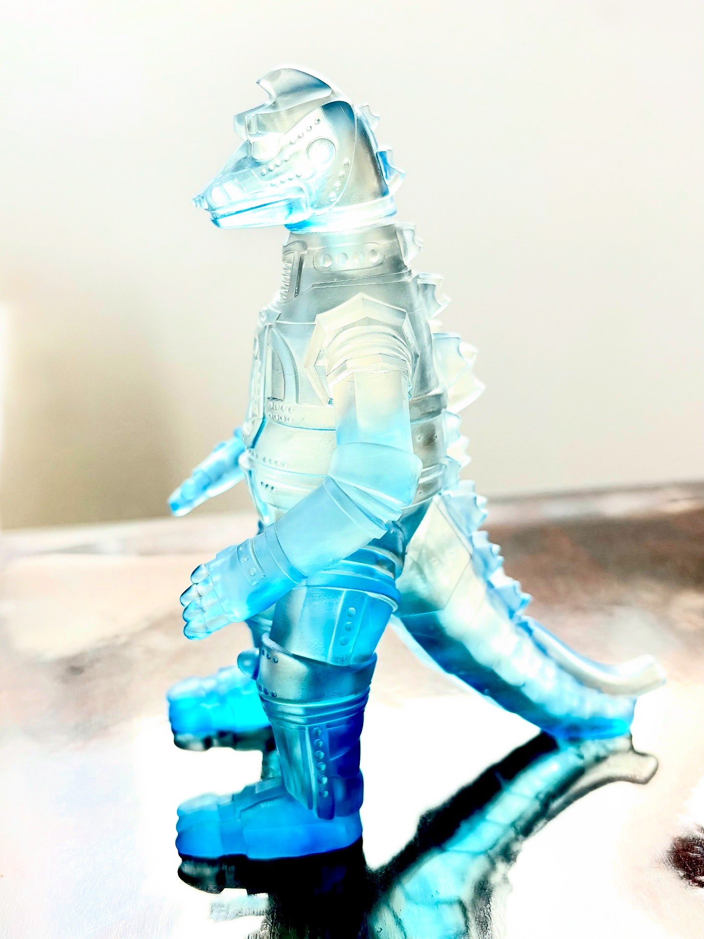 【新品未開封】キャラクティックス クリスマスメカゴジラタンク フィギュア 新品未開封】キャラクティックス クリスマスメカゴジラタンク