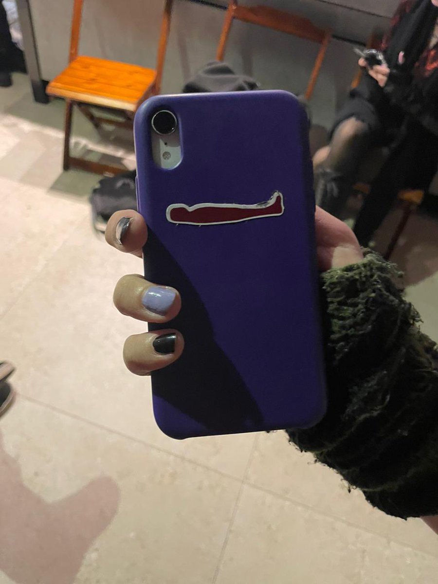 m4cfish's tweet image. gente eu encontrei o saddan hussein ele ta escondido no meu celular