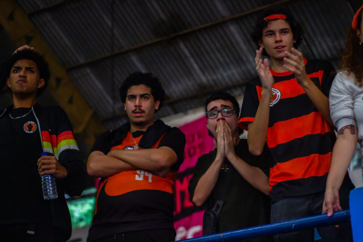 viciniusperotti's tweet image. ParceBoys testemunhando um de seus integrantes cometer um assassinato a sangue frio