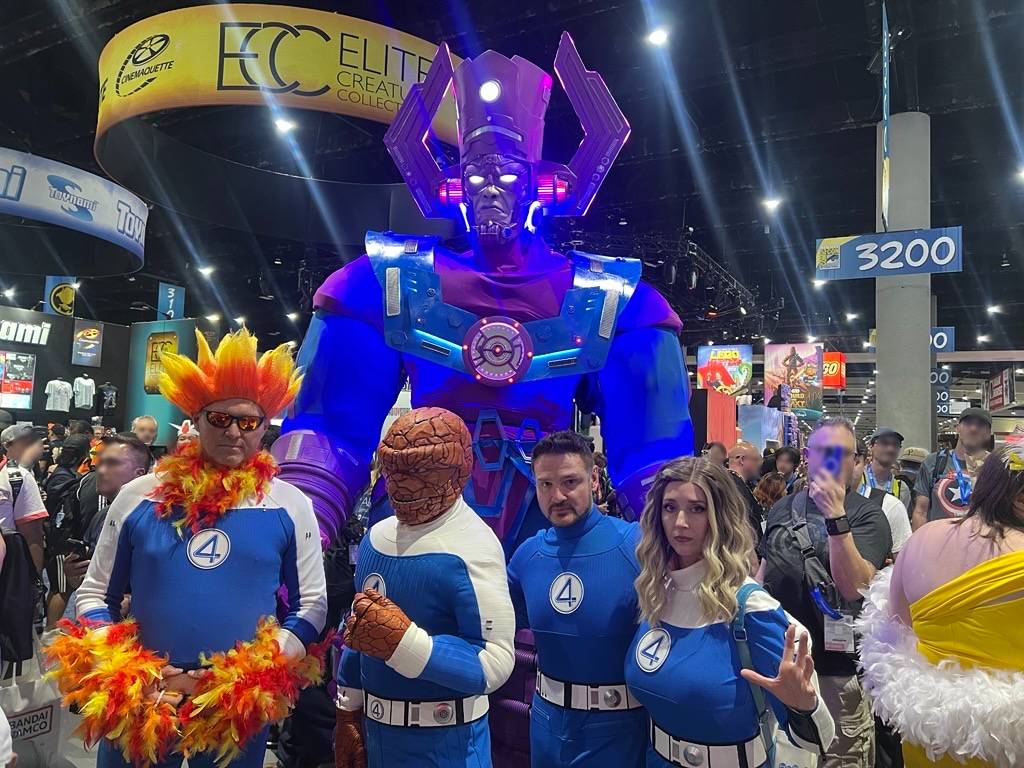 Newegg's tweet image. Who&apos;s watching #FantasticFour this weekend? Those at #SDCC got a glimpse of a real-life #Galactus roaming around, built by @ExtremeCostumes. Terrifyingly  amazing.