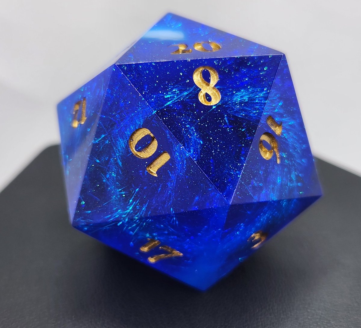 Sinnamon_Dice's tweet image. Large Nebula's Wave D20 ✨️
#dnd #ttrpg #handmadedice #dice #dungeonsanddragons