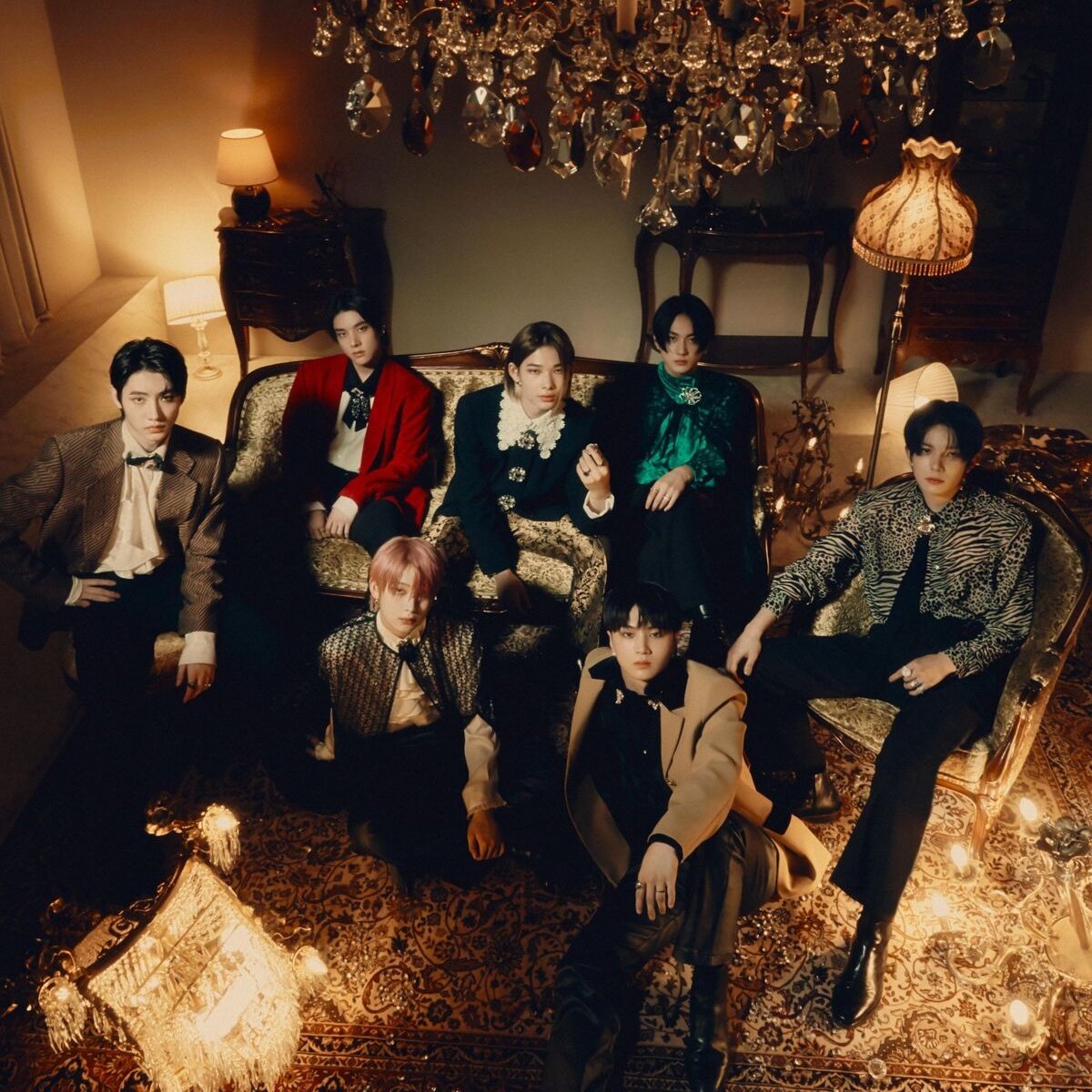 enhapopbase's tweet image. DIMENSION: SENKOU is the first single by K-pop Group to exceed 140 weeks on the UK Official Physical Singles Chart.