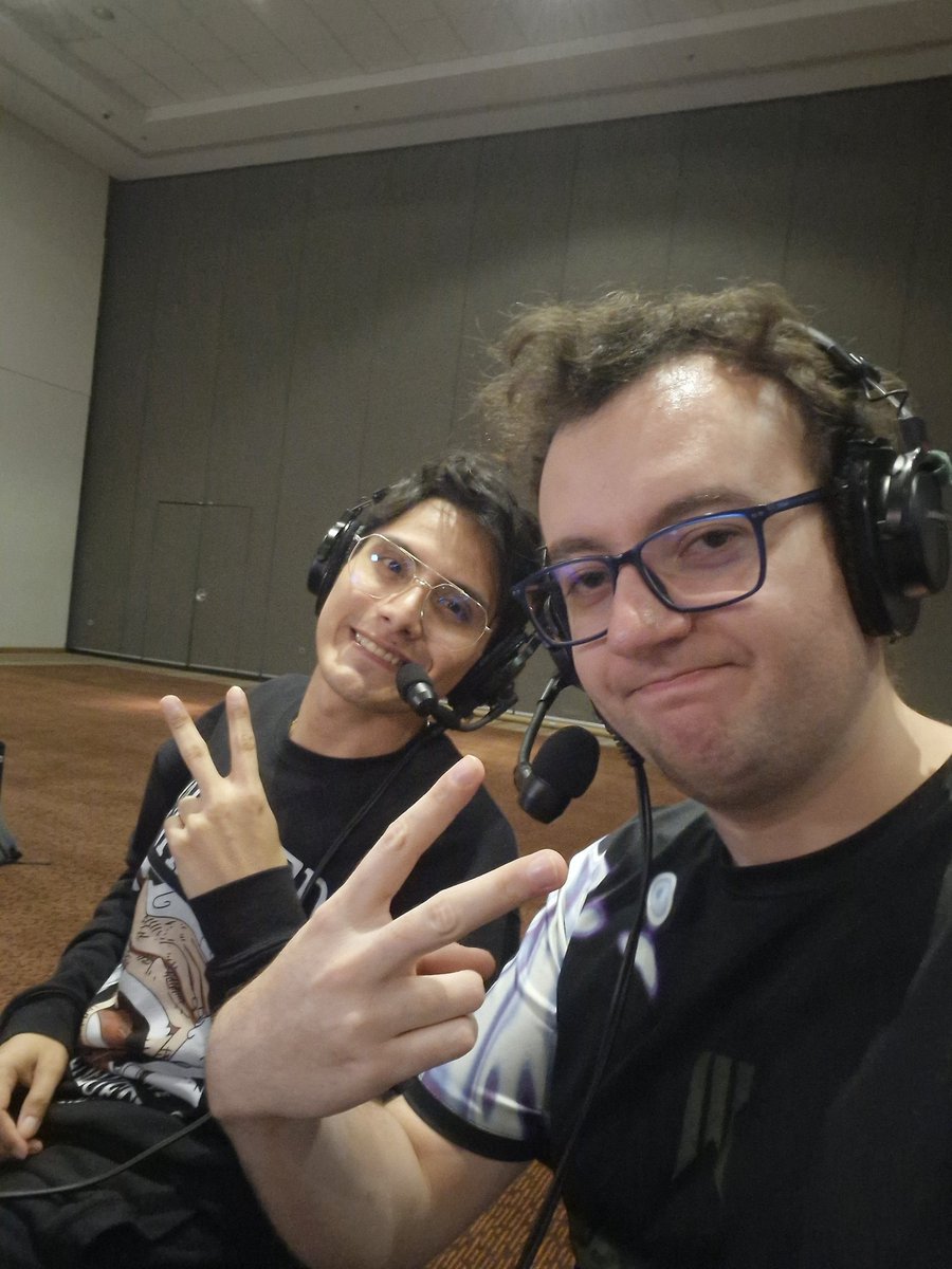 Ferzilla54 (@ferzilla54) on Twitter photo Wooohooooooooo!!
Ahora si, estamos narrando el torneo de leyendas de <a href="/sfactorgaming/">Smash Factor</a> !!
Los veo en twitch.tv/mew2king Wooohooooooooo!!
Ahora si, estamos narrando el torneo de leyendas de <a href="/sfactorgaming/">Smash Factor</a> !!
Los veo en twitch.tv/mew2king