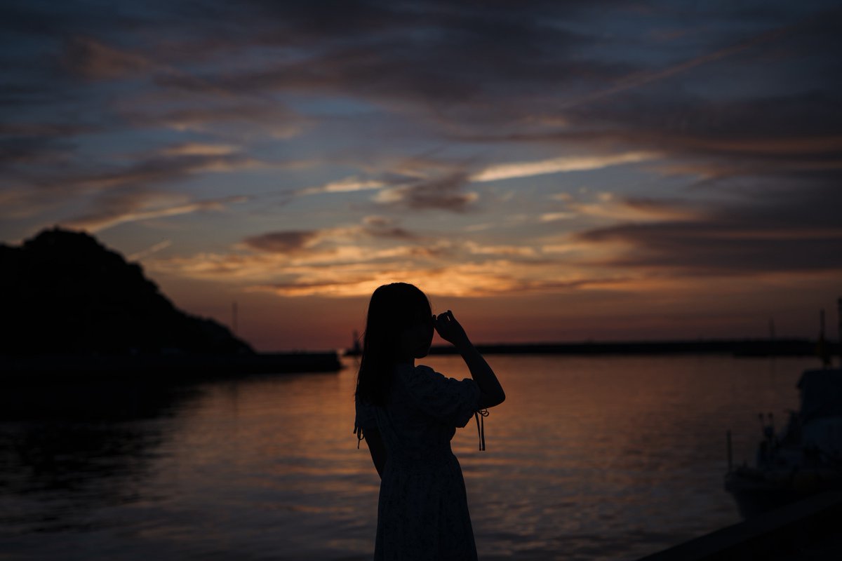 想い出は夕陽とともに

#gallery_no8 
<a href="/Gallery_No_8/">Gallery No.8</a>