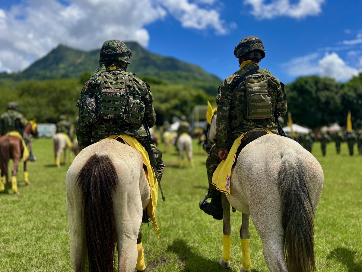 Ejercito_Div8's tweet image. 🇨🇴💚En el marco de los 206 años de la Caballería Colombiana, el Grupo Guías del #Casanare conmemora su legado de honor y servicio, resaltando su histórica labor en la defensa del territorio y la protección de las comunidades casanareñas.
Desde los llanos orientales, esta unidad…