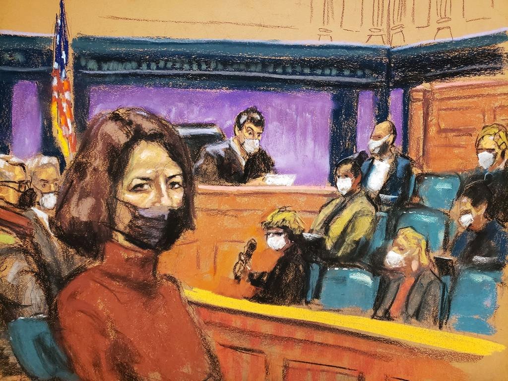 HSubstack's tweet image. DOJ se reúne secretamente com Ghislaine Maxwell em meio à ocorrência negativa de Epstein - RESIST THE MAINSTREAM - Anthony Gonzalez - 25/7/2025 - O Departamento de Justiça se encontrou secretamente com a ex-namorada de Jeffrey Epstein, Ghislaine Maxwell, enquanto o governo Tr...
