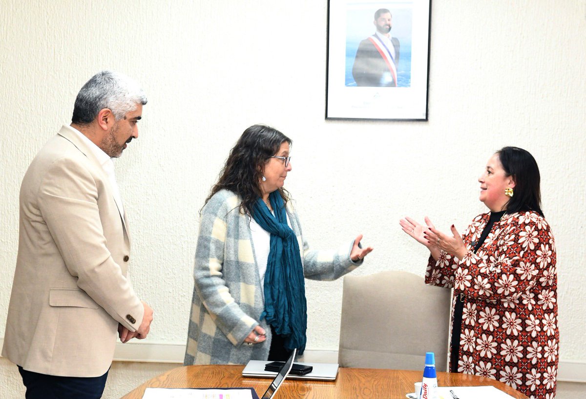 Prensa Senadora Aravena (@aravenaprensa) on Twitter photo Junto al alcalde Alvaro Labraña y el presidente del centro de padres nos reunimos con la <a href="/subeduc/">Subsecretaría de Educación</a> ,Alejandra Arratia, para solicitar con urgencia la reposición de la Escuela Rucapangue, cuya comunidad espera mejoras desde el 2019 Junto al alcalde Alvaro Labraña y el presidente del centro de padres nos reunimos con la <a href="/subeduc/">Subsecretaría de Educación</a> ,Alejandra Arratia, para solicitar con urgencia la reposición de la Escuela Rucapangue, cuya comunidad espera mejoras desde el 2019
