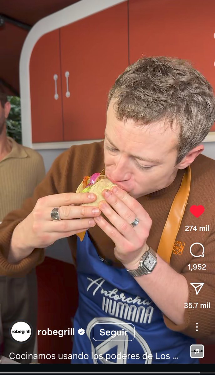 steddie_freak's tweet image. Joseph Quinn eating tacos is making me feel things I didn't expected 🧎🏾♀️