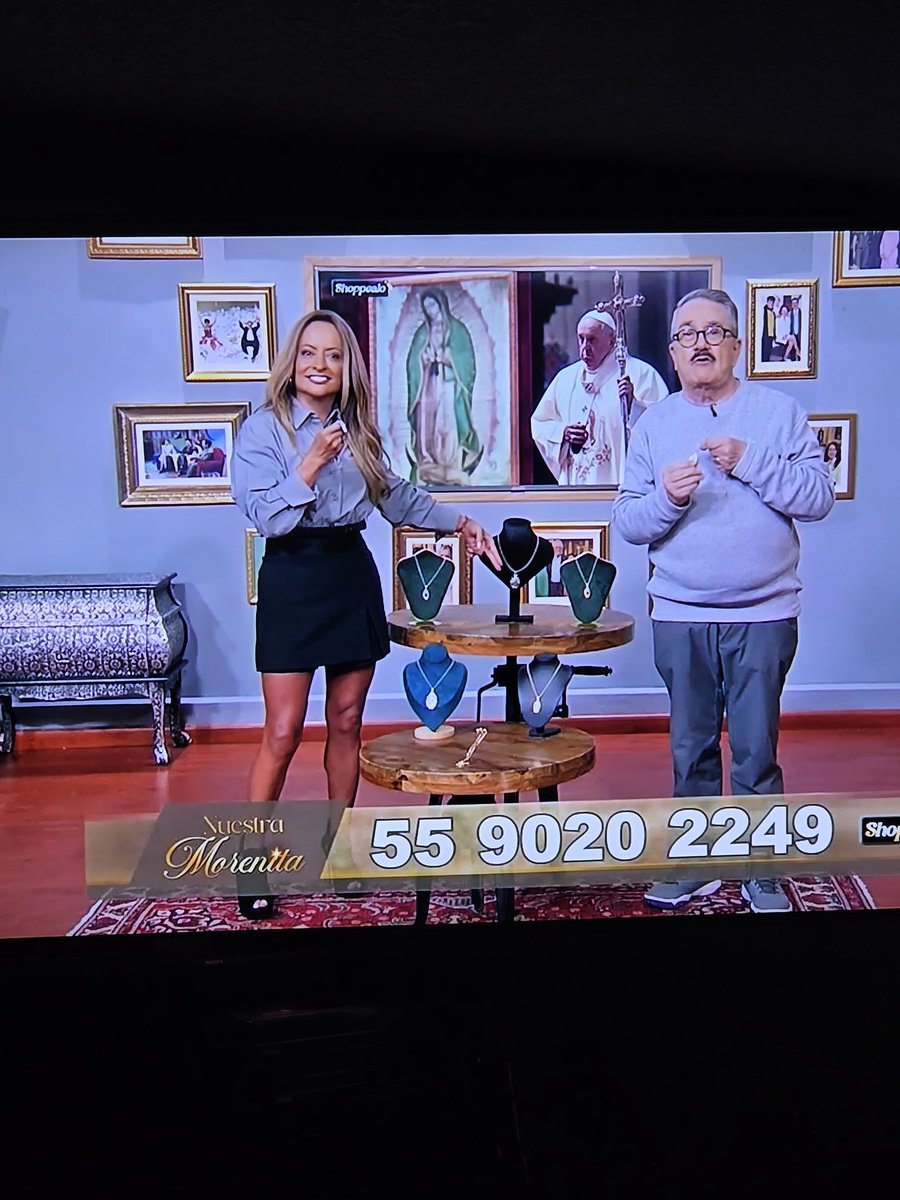 dulapelle's tweet photo. ¡Ah caray! ¿Ya la AI puede ser devoto de la morenita? Digo, porque sus testimonios de #Shoppealo #NuestraMorenita no son humanos, no seas desgraciados, no engañen a los que son devotos🤣 ¡Charlatanes! Y todavía salen en @VentaneandoUno https://t.co/n9Q1OwED01