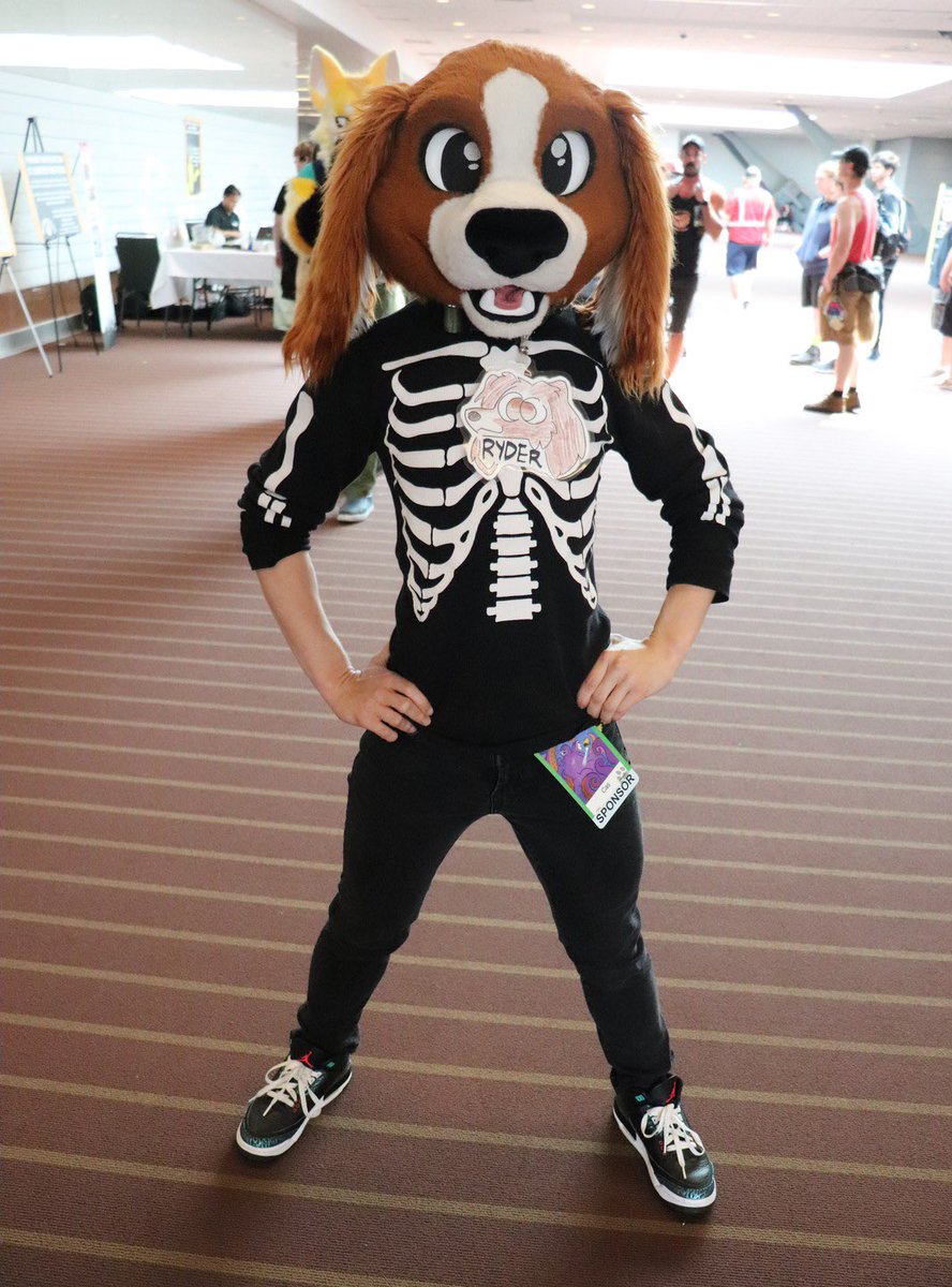 Cas 🔜 FWA (@tigerwolf130) on Twitter photo Poodlin’ at #anthrocon2025! Gotta show skin and bones 🦴#FursuitFriday
✂️: <a href="/WaterDogWharf/">Water Dog Wharf</a>
📸: <a href="/cheesebeagle/">Cheese Beagle</a> Poodlin’ at #anthrocon2025! Gotta show skin and bones 🦴#FursuitFriday
✂️: <a href="/WaterDogWharf/">Water Dog Wharf</a>
📸: <a href="/cheesebeagle/">Cheese Beagle</a>