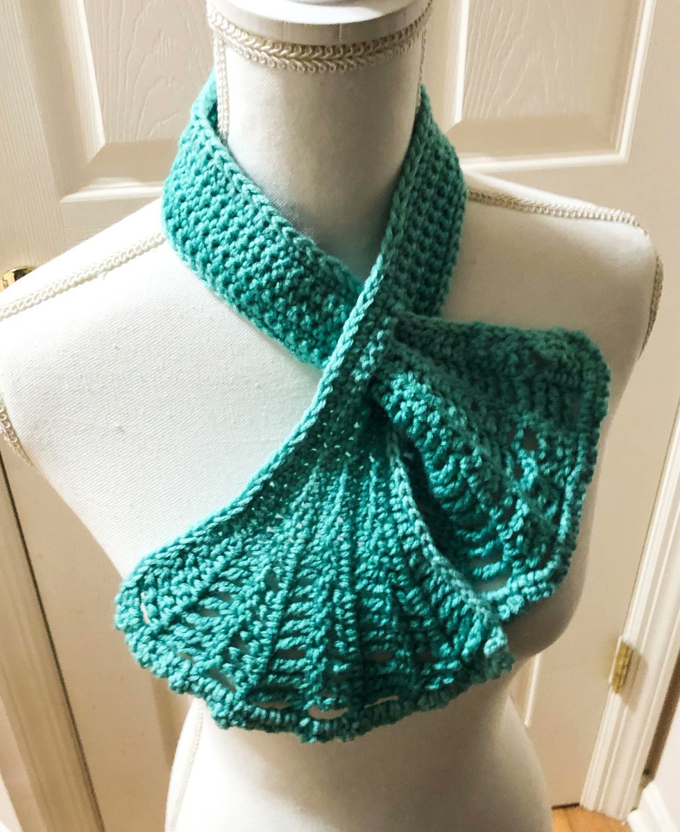 HahnMade's tweet image. CLEARANCE Key Hole Scarf Teal Neck Scarf Gift For Her Crocheted Teal Neck Scarf Key Hole Scarf etsy.me/40C5qXe via @Etsy