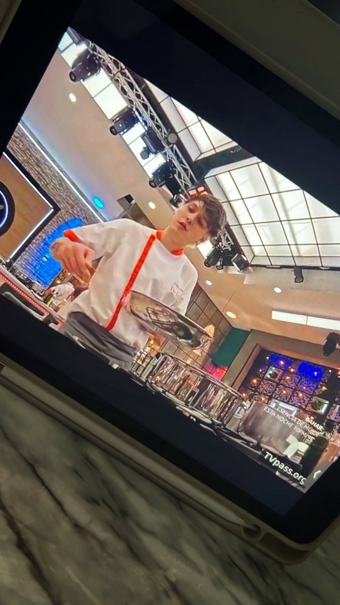 thebeberly_'s tweet photo. #TeamChris #TopChefVIP4
Un lindoooo https://t.co/QBRwAen5hB