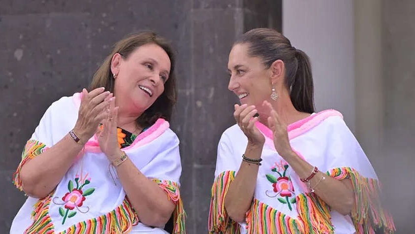 Luna Gil (@lunagilvent) on Twitter photo - Y entonces salí a decir que los secuestradores son inocentes, porque la maestrita se murió de un infarto. Tú tranquila mi reina 😉
- Jajaja, bien hecho, pero te la mamaste 😂
<a href="/rocionahle/">Rocío Nahle</a> <a href="/Claudiashein/">Claudia Sheinbaum Pardo</a> - Y entonces salí a decir que los secuestradores son inocentes, porque la maestrita se murió de un infarto. Tú tranquila mi reina 😉
- Jajaja, bien hecho, pero te la mamaste 😂
<a href="/rocionahle/">Rocío Nahle</a> <a href="/Claudiashein/">Claudia Sheinbaum Pardo</a>