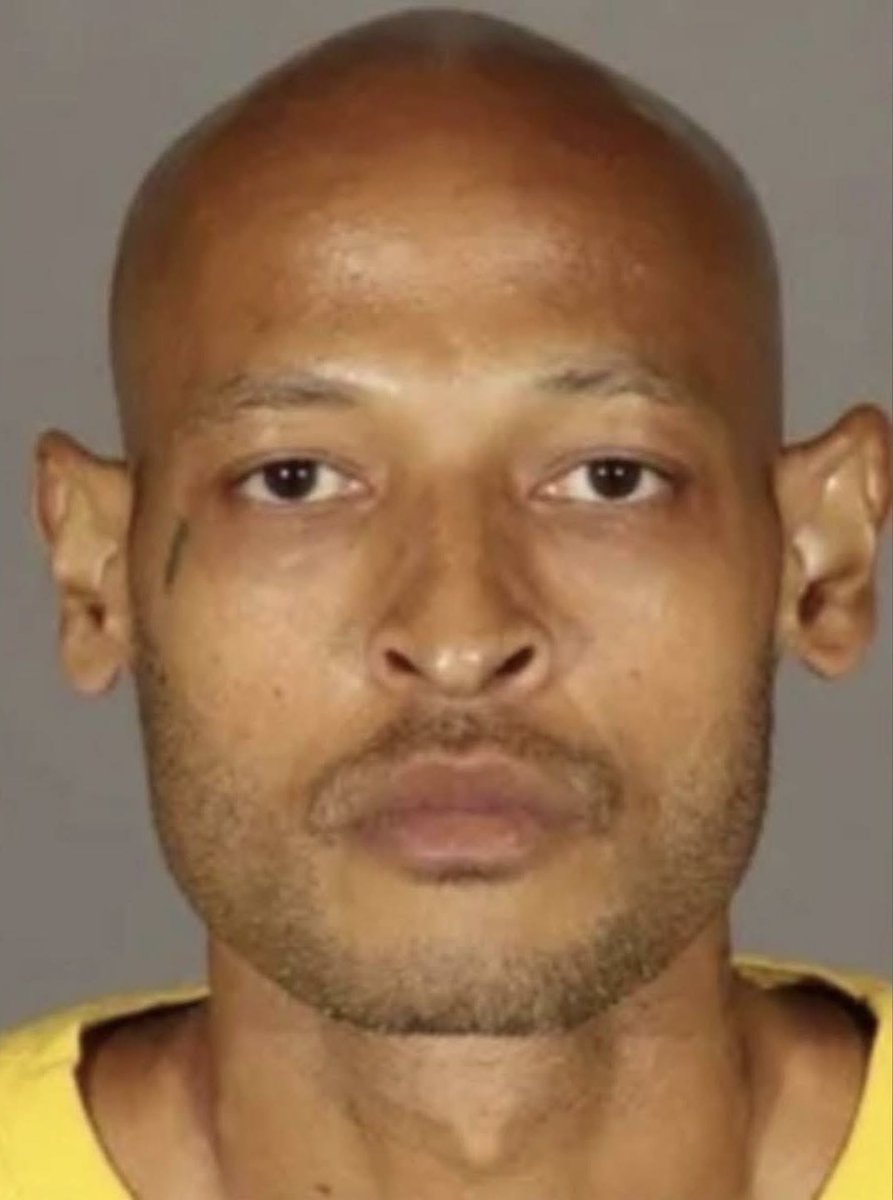 FlakkoPoetik's tweet image. CALIFORNIA MAN WHO IS A REGISTERED S*X OFFENDER ARRESTED AGAIN FOR SNIFFING WOMAN’S BACKSIDE AT NORDSTROM RACK.