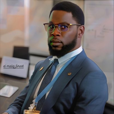 #NouvellePhotoProfil
Il ne doit y avoir aucun malentendu, servir et défendre notre pays n’est ni un métier, ni une vocation, encore moins une étape de notre carrière.
C’est avant tout un honneur immense, une marque de confiance que nous devons nous efforcer de mériter chaque jour