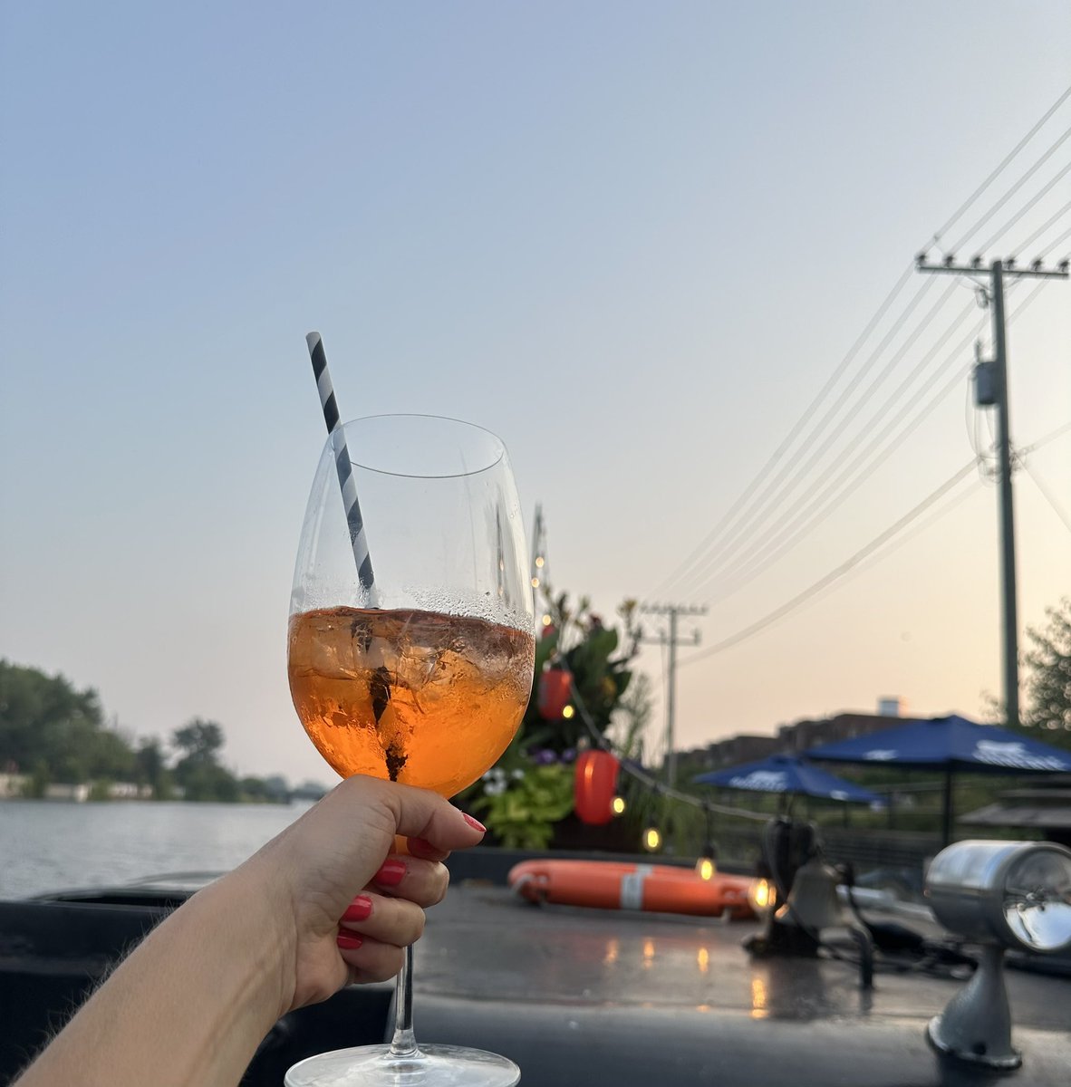 🇱🇧🇱🇧gin sparkling rim tweet media