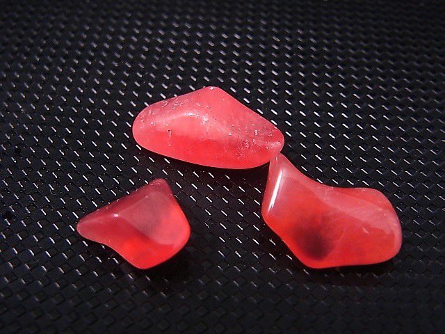 perfectstone_yh's tweet image. アルゼンチン🇦🇷産ロードクロサイト❗️トップクラスのピンク研磨タンブルです❣️