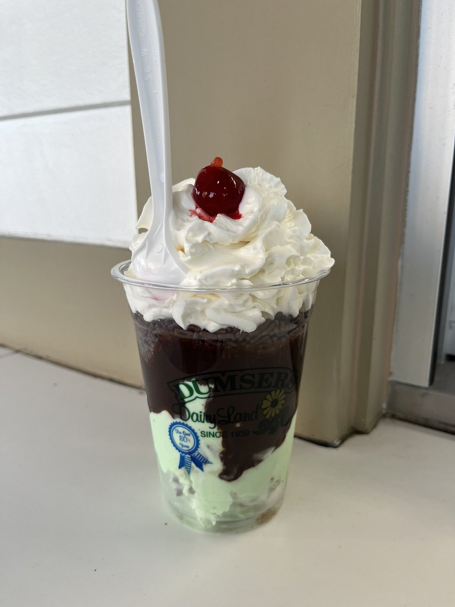 MrsPete23's tweet image. We definitely NEEDED ice cream again!!😬