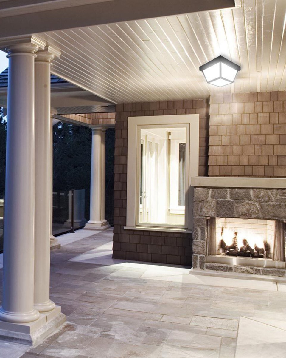 This flush mount LED porch light produces 1000 lumens of warm 3000K light while using only 12.5 watts. A modern look for any front entrance or exterior space.
bit.ly/4lrJmXD