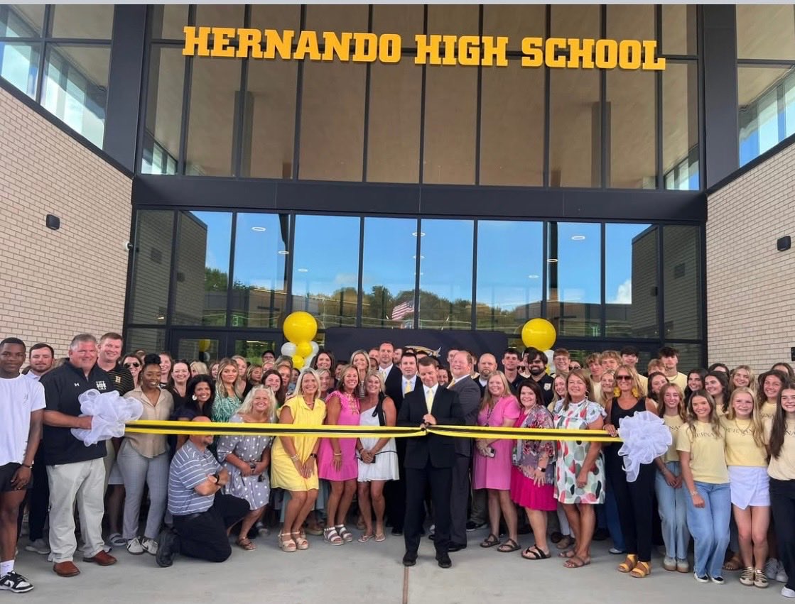 _duanecase's tweet image. What a great time at the ribbon cutting ceremony this morning! It was truly a special day for HHS.