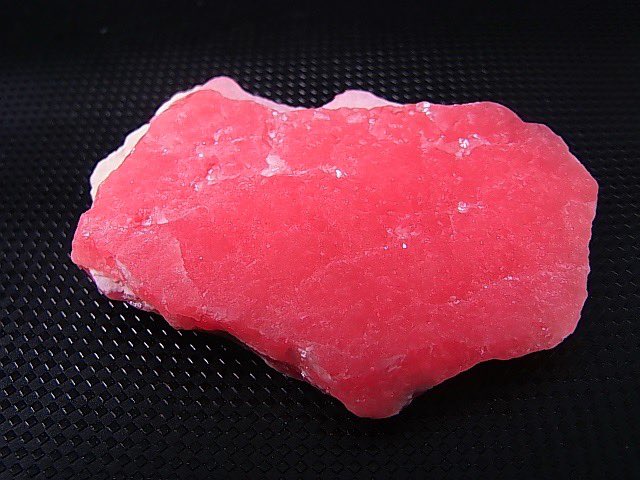 perfectstone_yh's tweet image. そう言えば手にしたのは初めてです❣️絶滅危惧種アルゼンチン🇦🇷産のロードクロサイト原石。この気が遠くなりそうなピンク色❣️