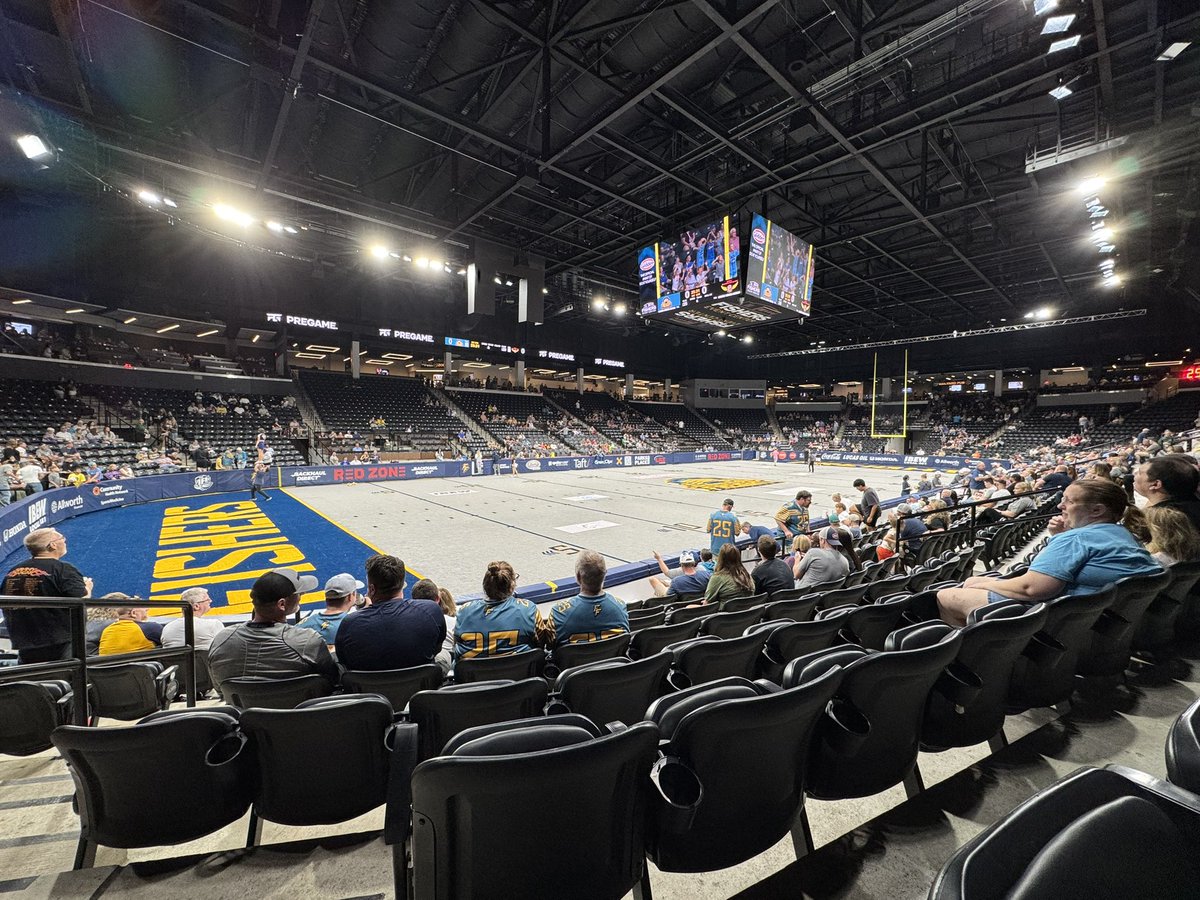 Last home game of the season for <a href="/FishersFreight/">Fishers Freight Football</a> let’s get it