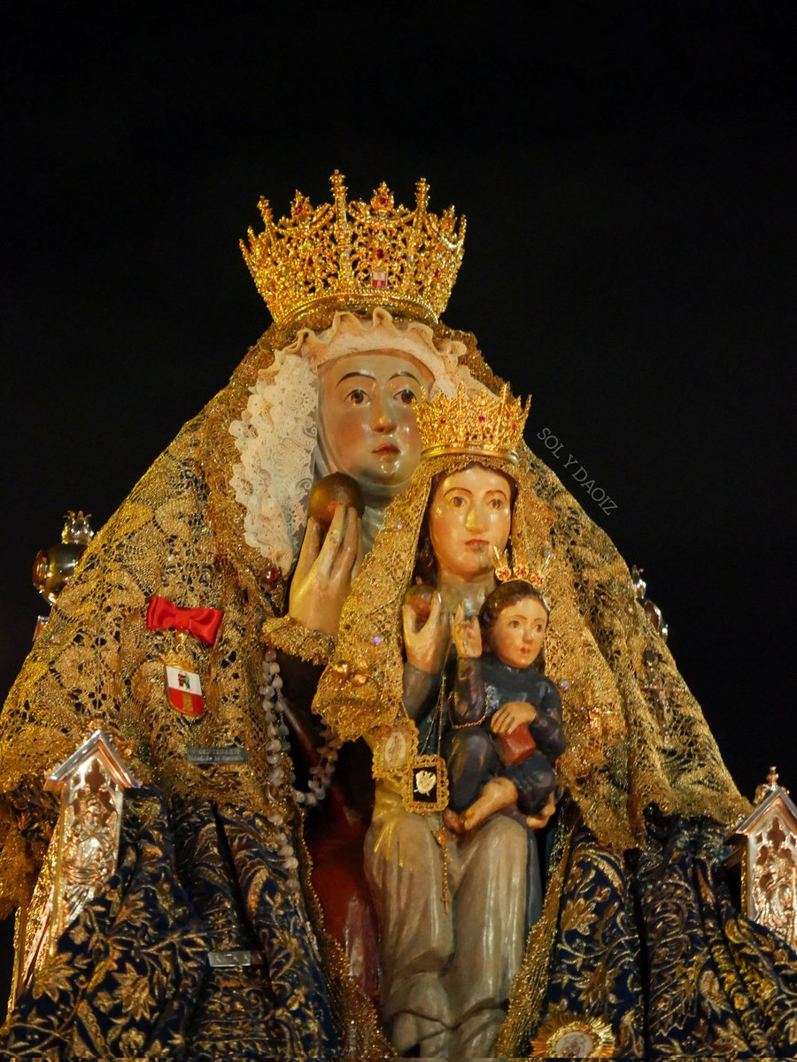 SOL Y DAOIZ | SemanaSantaSevilla tweet media