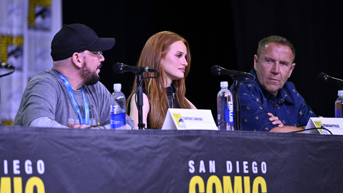 TravisNyquill's tweet image. #TheStrangers returned to #SDCC2025 with killer posters, Venus, Oregon sightings, and a brutal clip featuring #MadelainePetsch barely escaping death. #Chapter2 #HorrorMovies #HMUNCUT
wix.to/slsKTYF