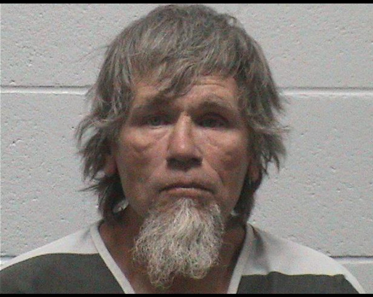 KOLO8's tweet image. A fugitive from justice from Colorado has been arrested in Yerington. Details: shorturl.at/Upx3c?utm_sour…
