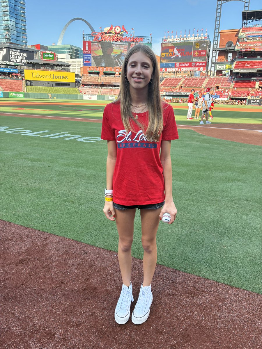 RodKRCG13's tweet image. Osage County Night at Busch. Cardinals hosting the Padres. Braelyn Backes -Fatima HS (St. Joseph, Westphalia), Adalyn Brandt - Linn HS (St. George) got to throw out the first pitches as part of the Cardinals/Vitae Foundation essay program. @OsageR2Schools @DistrictFatima