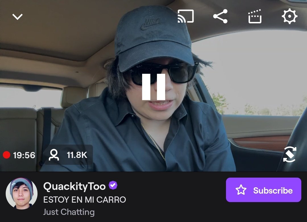 fxrgxnn's tweet image. tal vez lo único que necesitaba era ver a quackity en su carro contándonos de su dedo cercenado y de cómo hizo una fila enorme cagando en un baño público para ser feliz